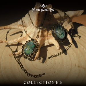 Colliers pendentifs résine Lagune