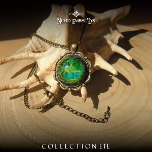 Collier pendentif Lac Tropical